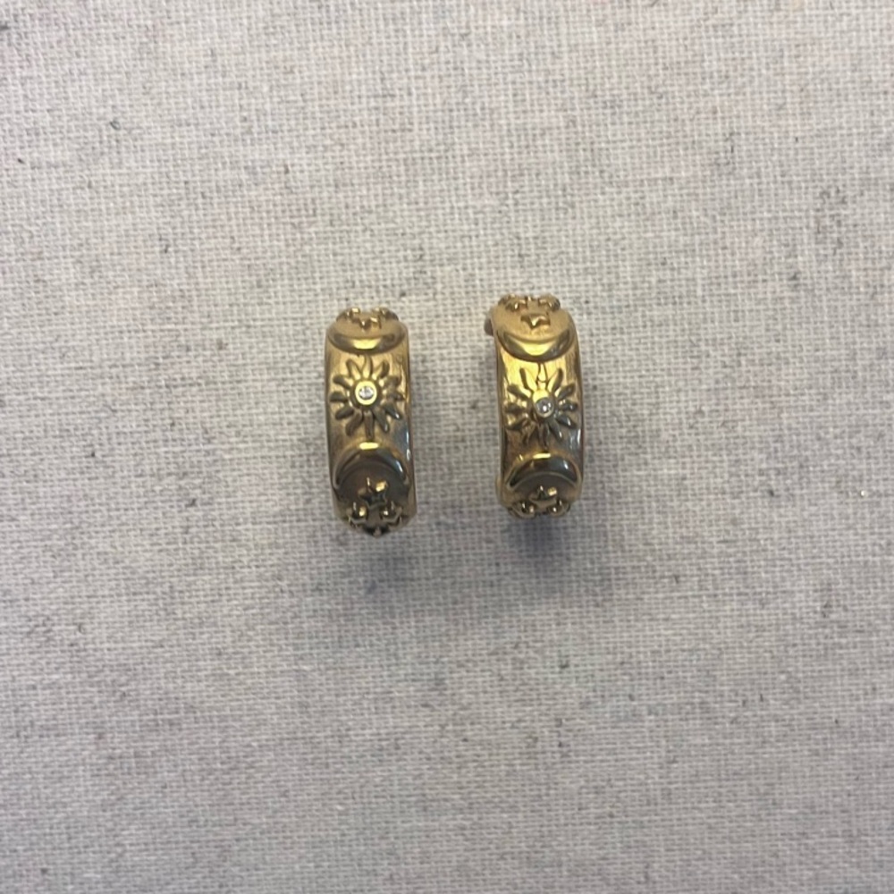 ✨You’re My Sun, Moon And Stars Gold Hoop Earrings - Picture 4 of 9